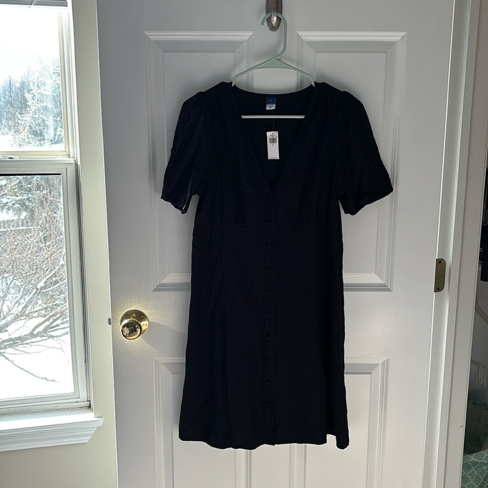 NWT Old Navy Black Dress with buttons.